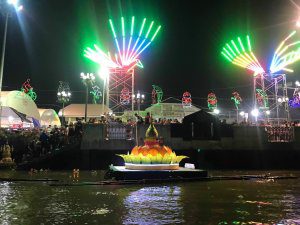 loy krathong